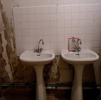 Deux lavabos