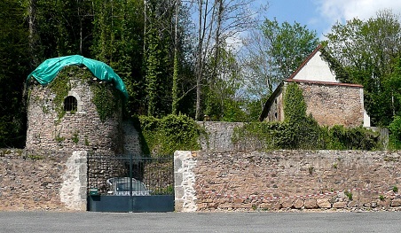 L'ancien château de Larochemillay