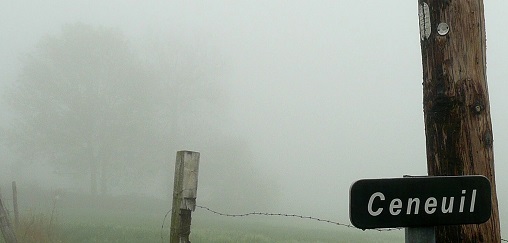 Ceneuil dans le brouillard